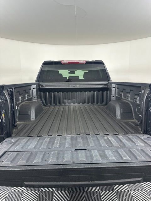 Used 2024 GMC Sierra 1500 SLT AWD/4WD image 10