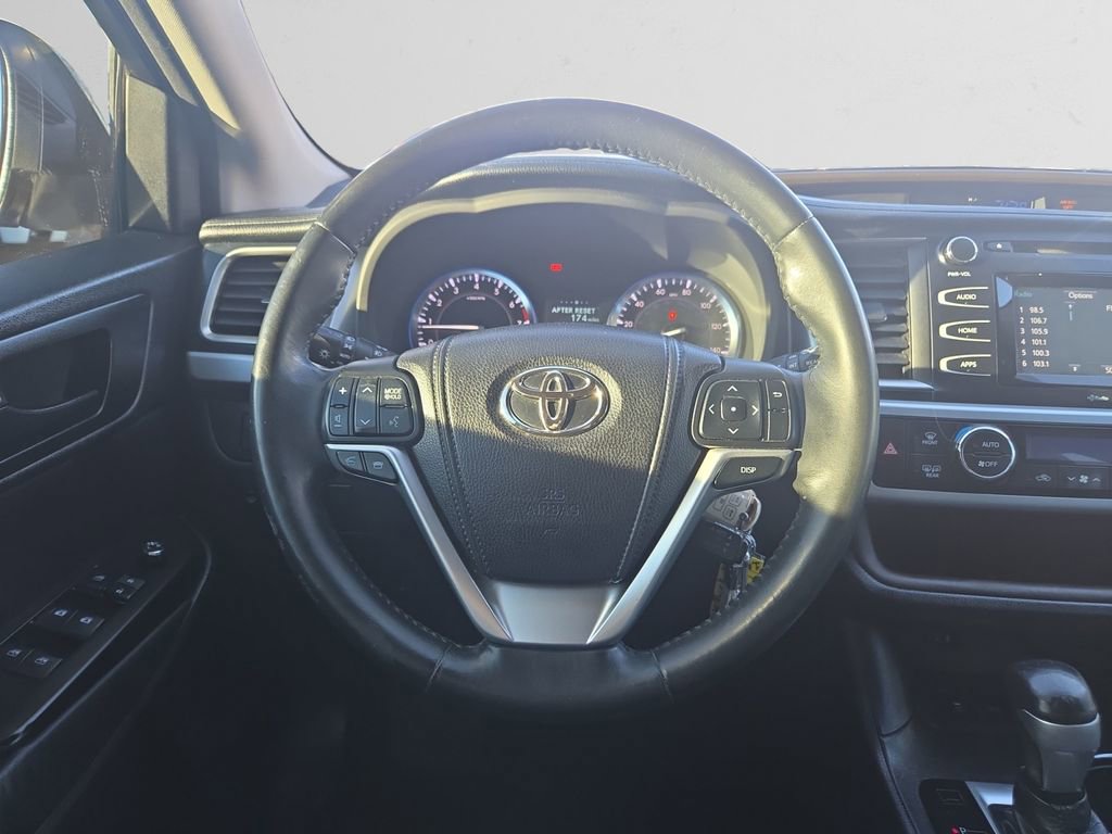 Used 2014 Toyota Highlander Plus image 13