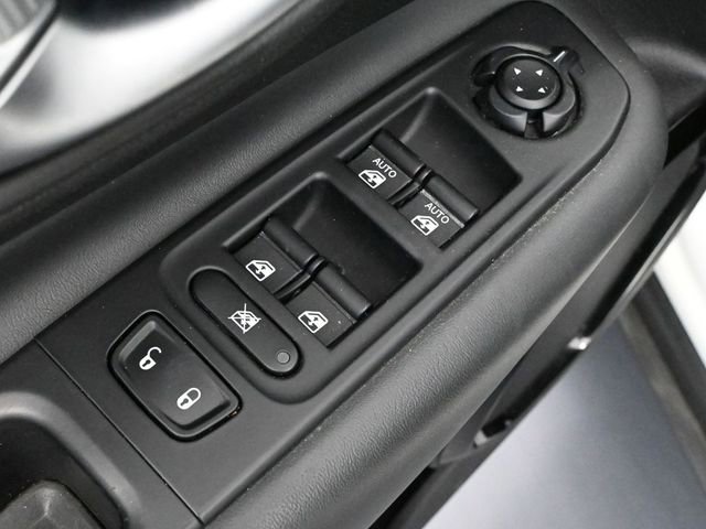 Used 2020 Jeep Renegade Altitude image 21