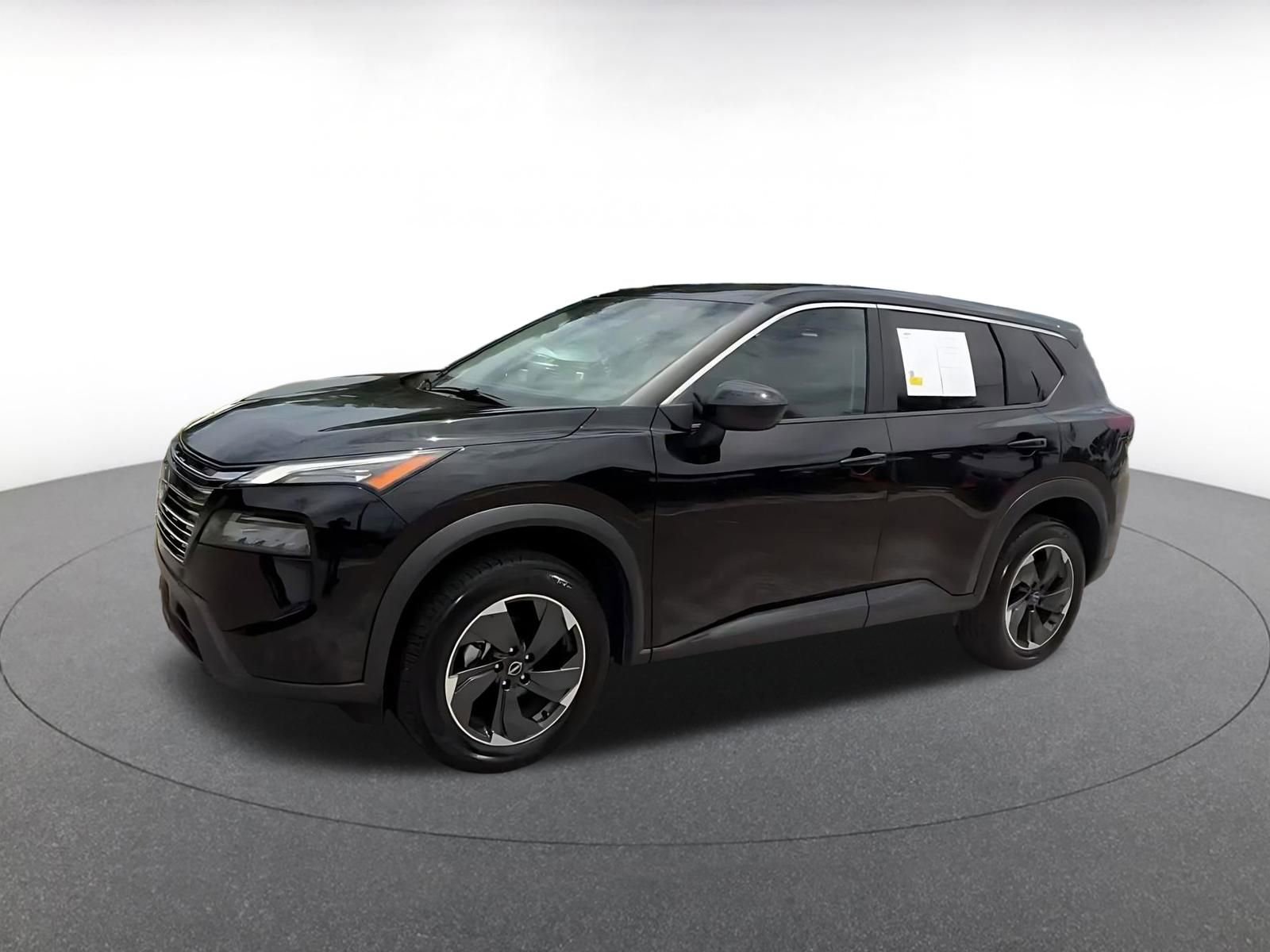 Used 2025 Nissan Rogue SV FWD image 9