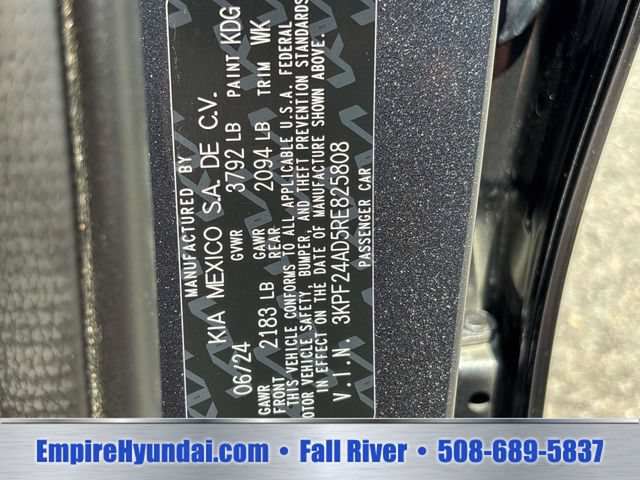 Used 2024 Kia Forte LXS FWD image 32