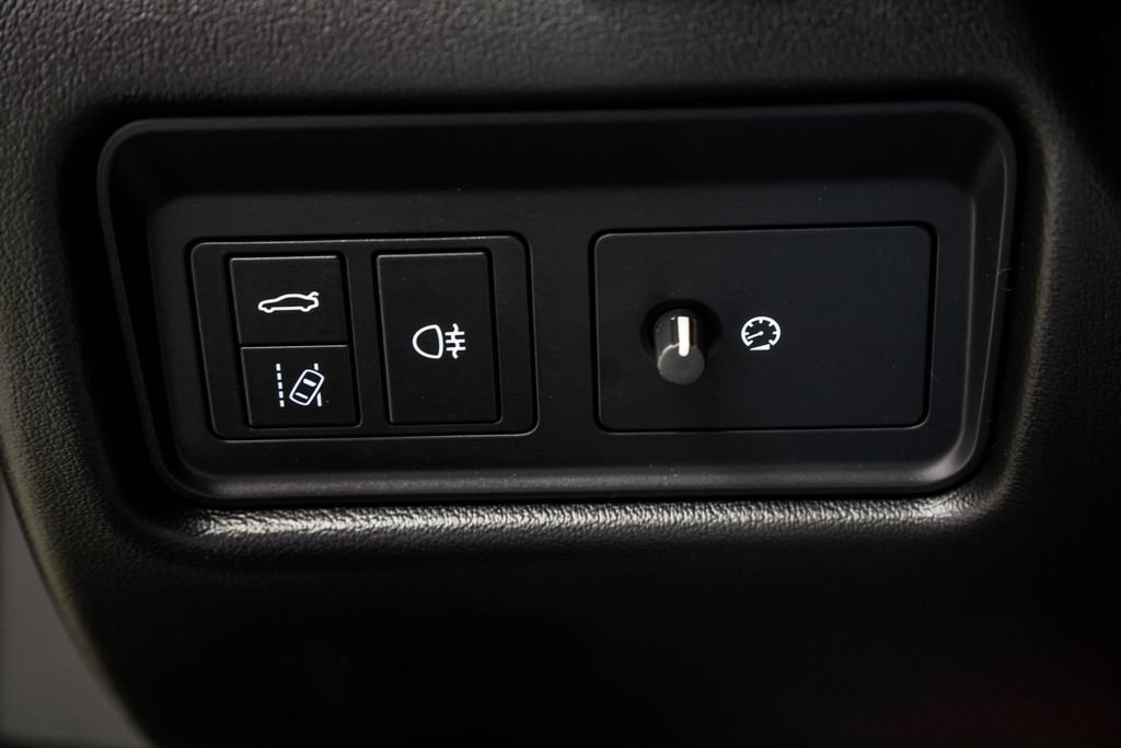 Used 2024 Jaguar F-TYPE R AWD/4WD image 40