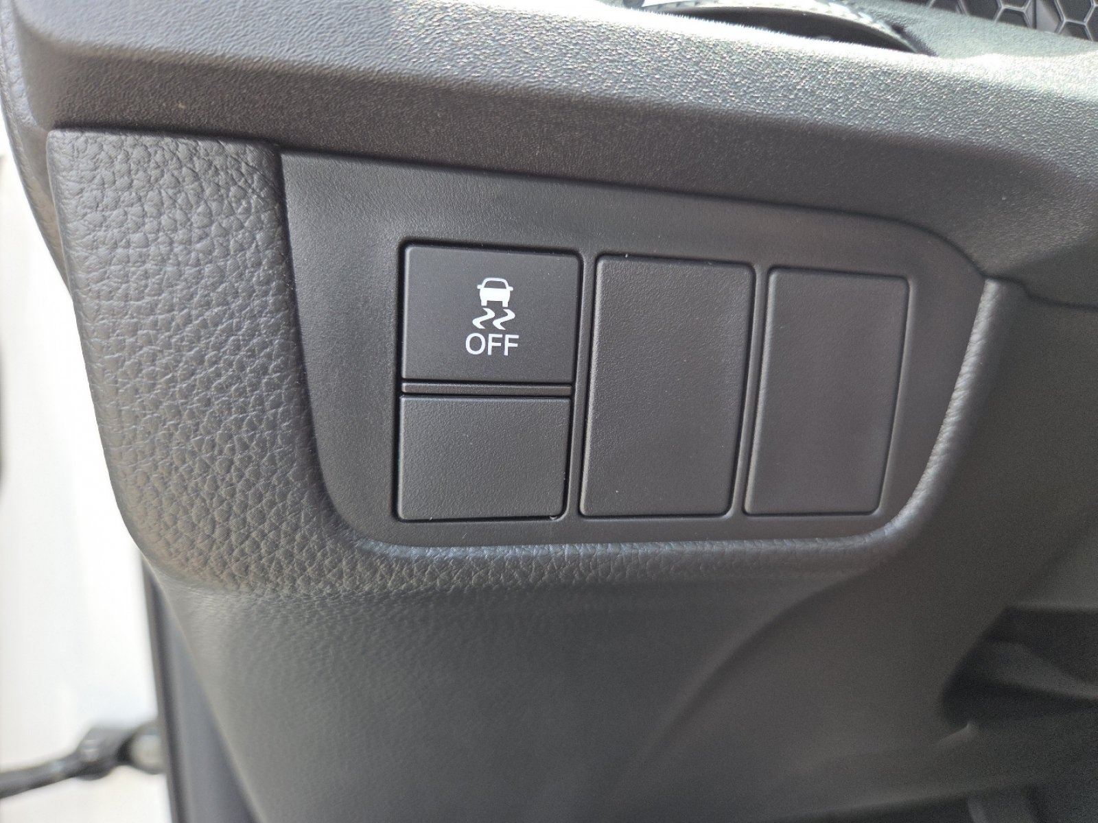 Certified 2025 Honda CR-V EX image 28