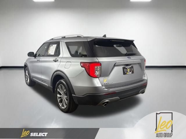 Used 2022 Ford Explorer Limited w/ Equipment Group 301A AWD/4WD image 4