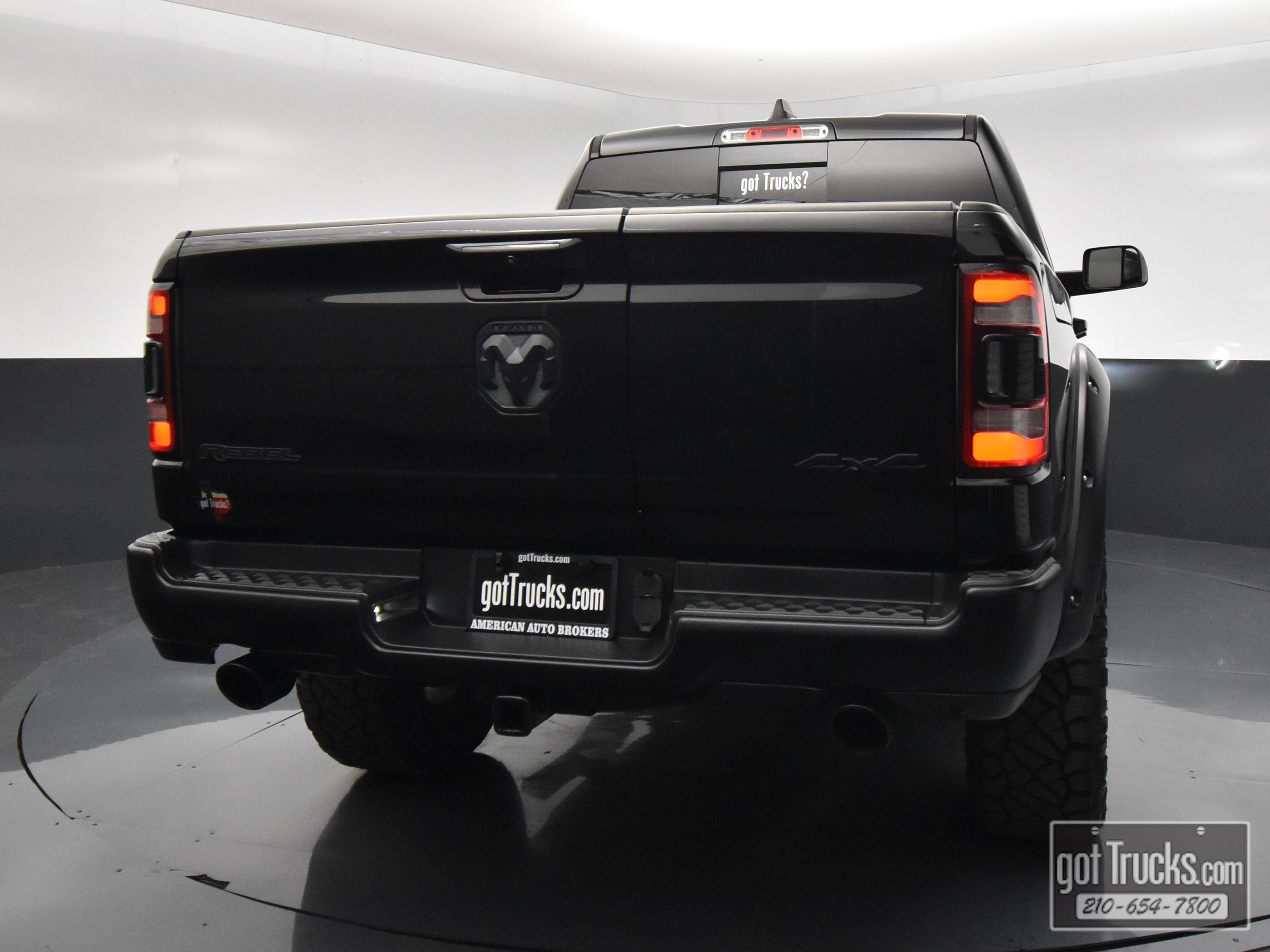 Used 2020 RAM 1500 Rebel w/ Rebel Level 2 Equipment Group AWD/4WD image 6