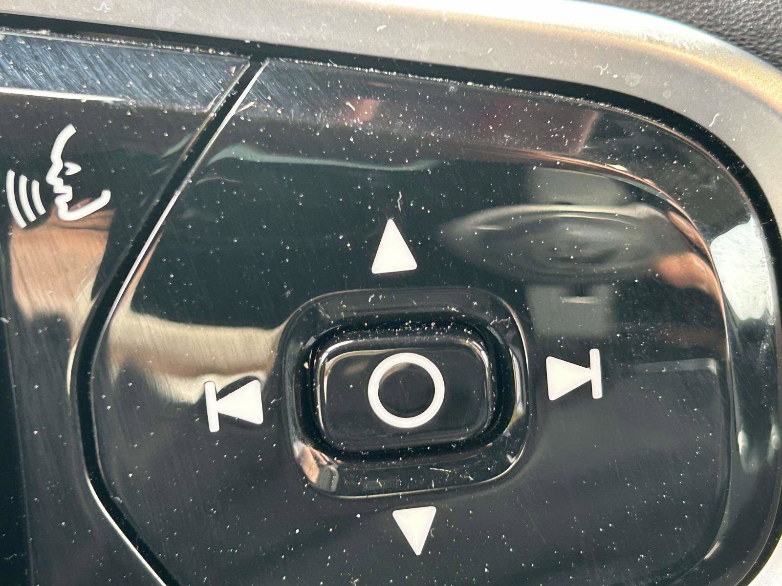 Certified 2025 Volvo XC90 B5 Plus image 24