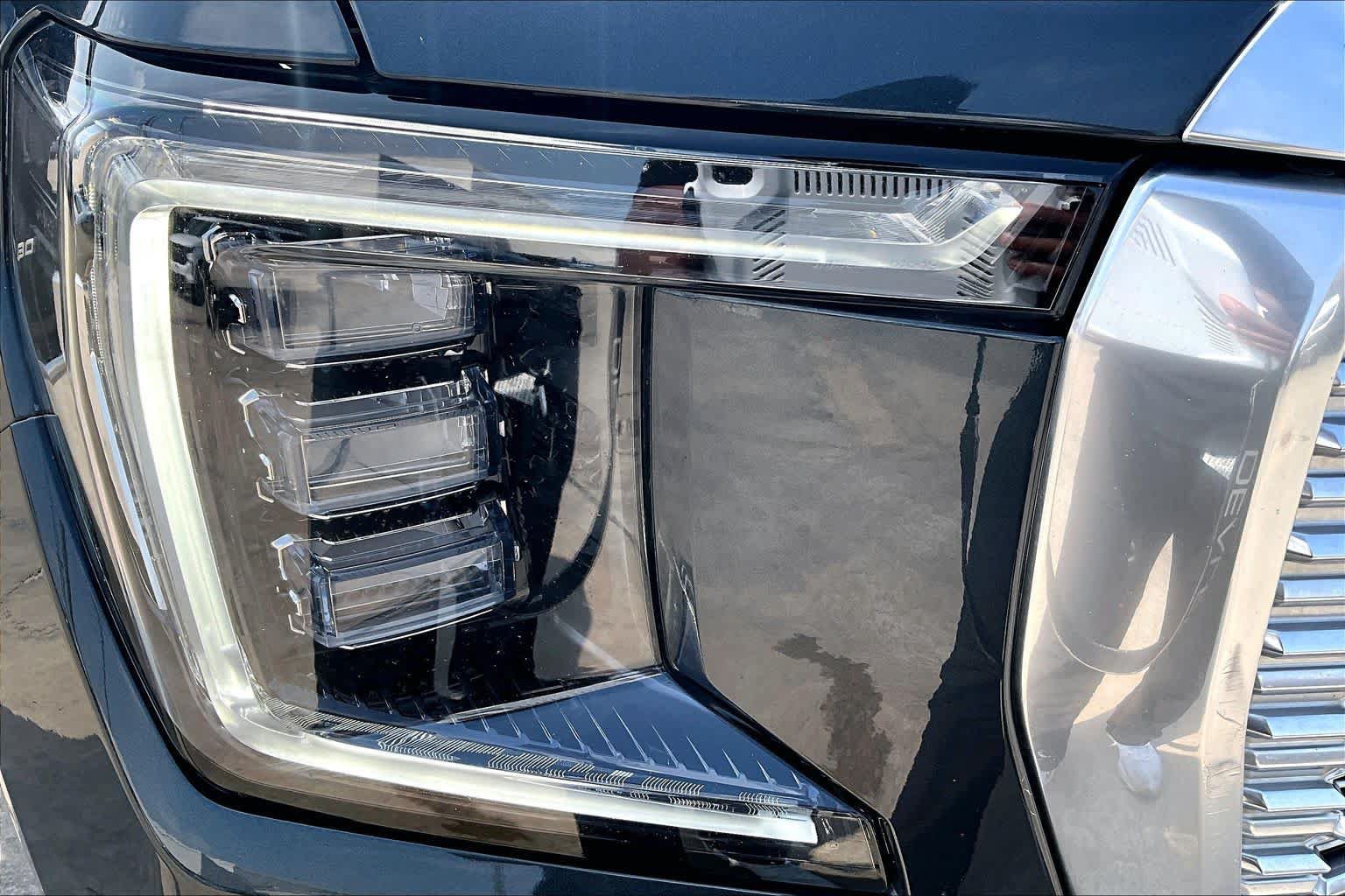 Used 2021 GMC Yukon Denali w/ Denali Premium Package AWD/4WD image 80
