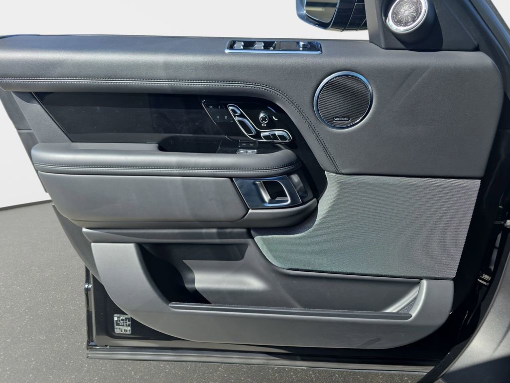 Certified 2021 Land Rover Range Rover Westminster Edition image 31