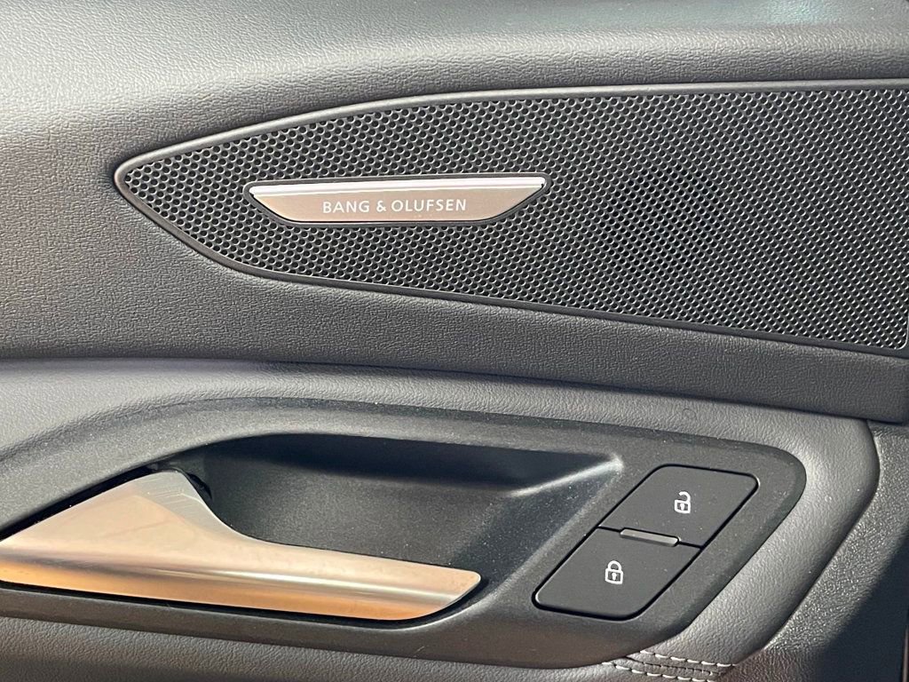 Used 2025 Audi Q6 e-tron Premium Plus w/ Premium Plus image 19