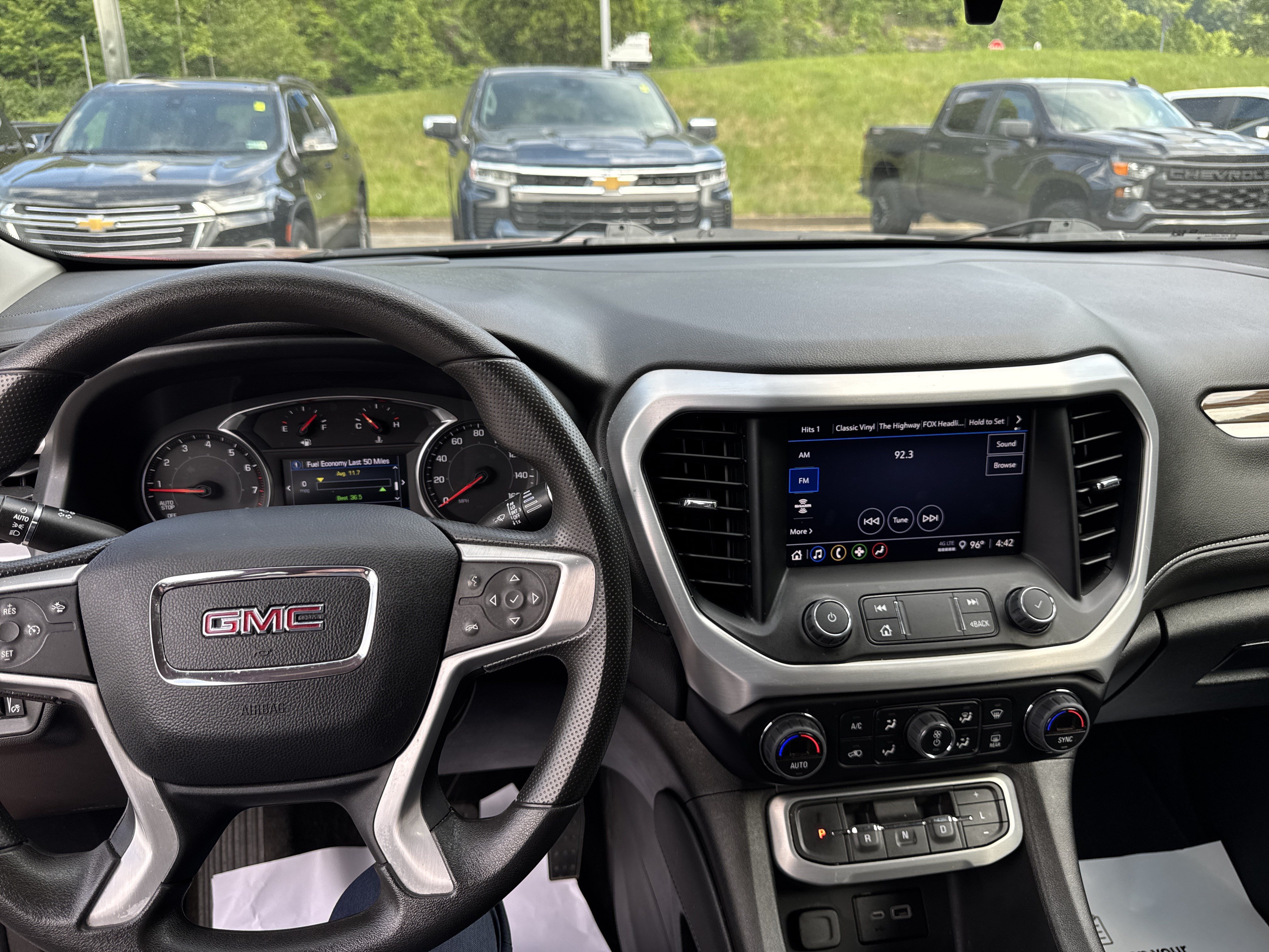Certified 2023 GMC Acadia SLE AWD/4WD image 12