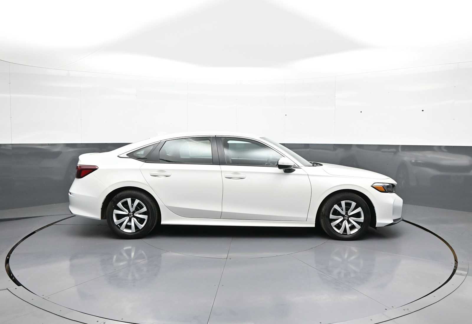 Used 2025 Honda Civic LX image 5