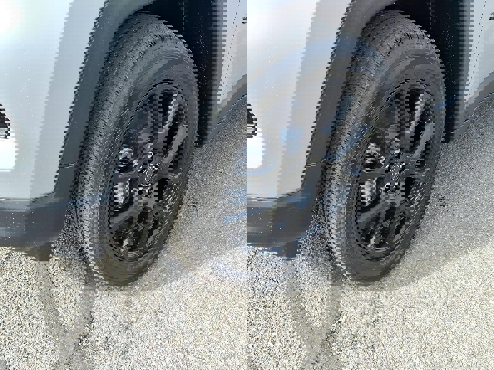 New 2026 Jeep Compass Latitude image 7