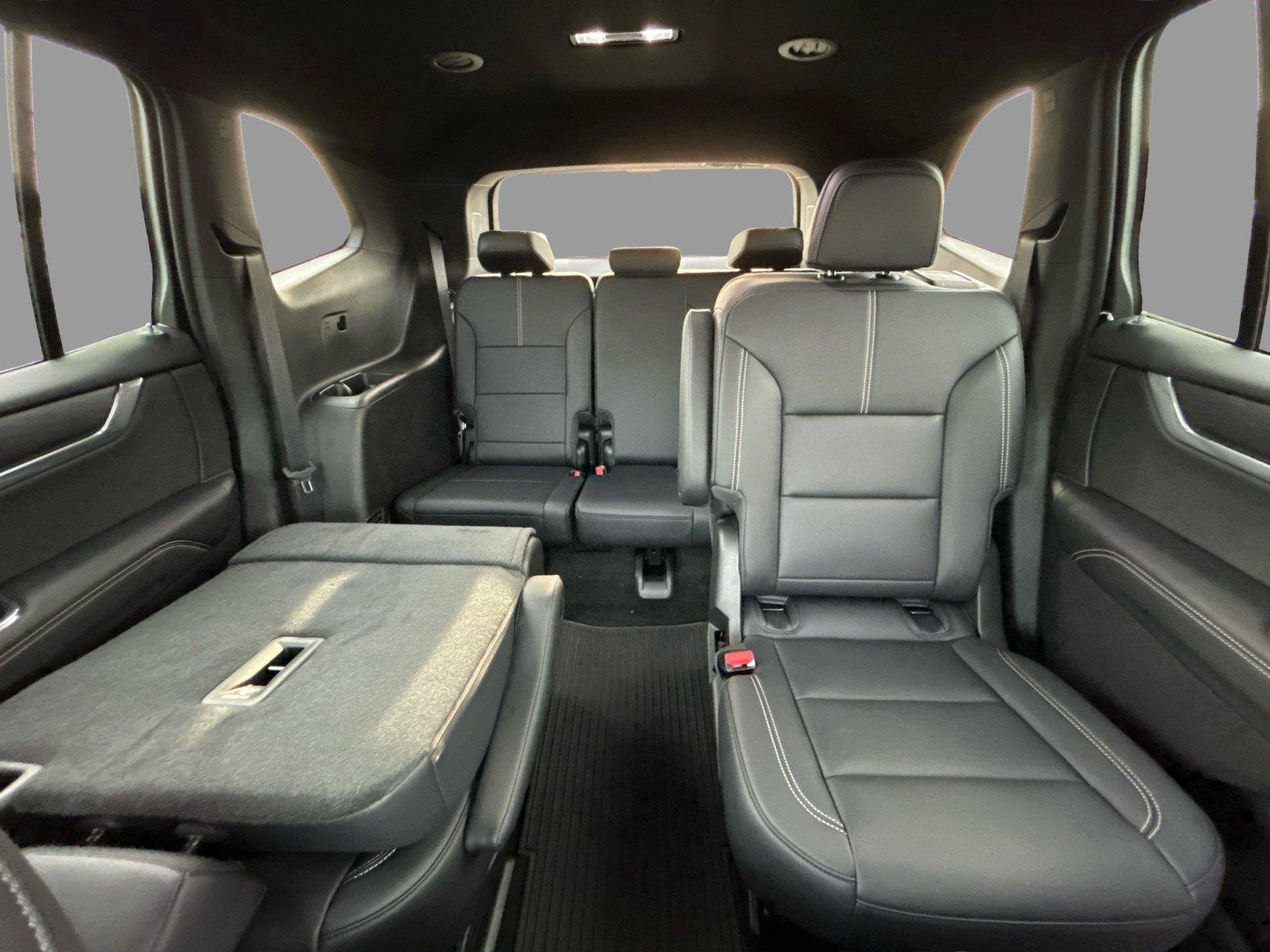 New 2026 GMC Acadia Elevation w/ Black Edition FWD image 27