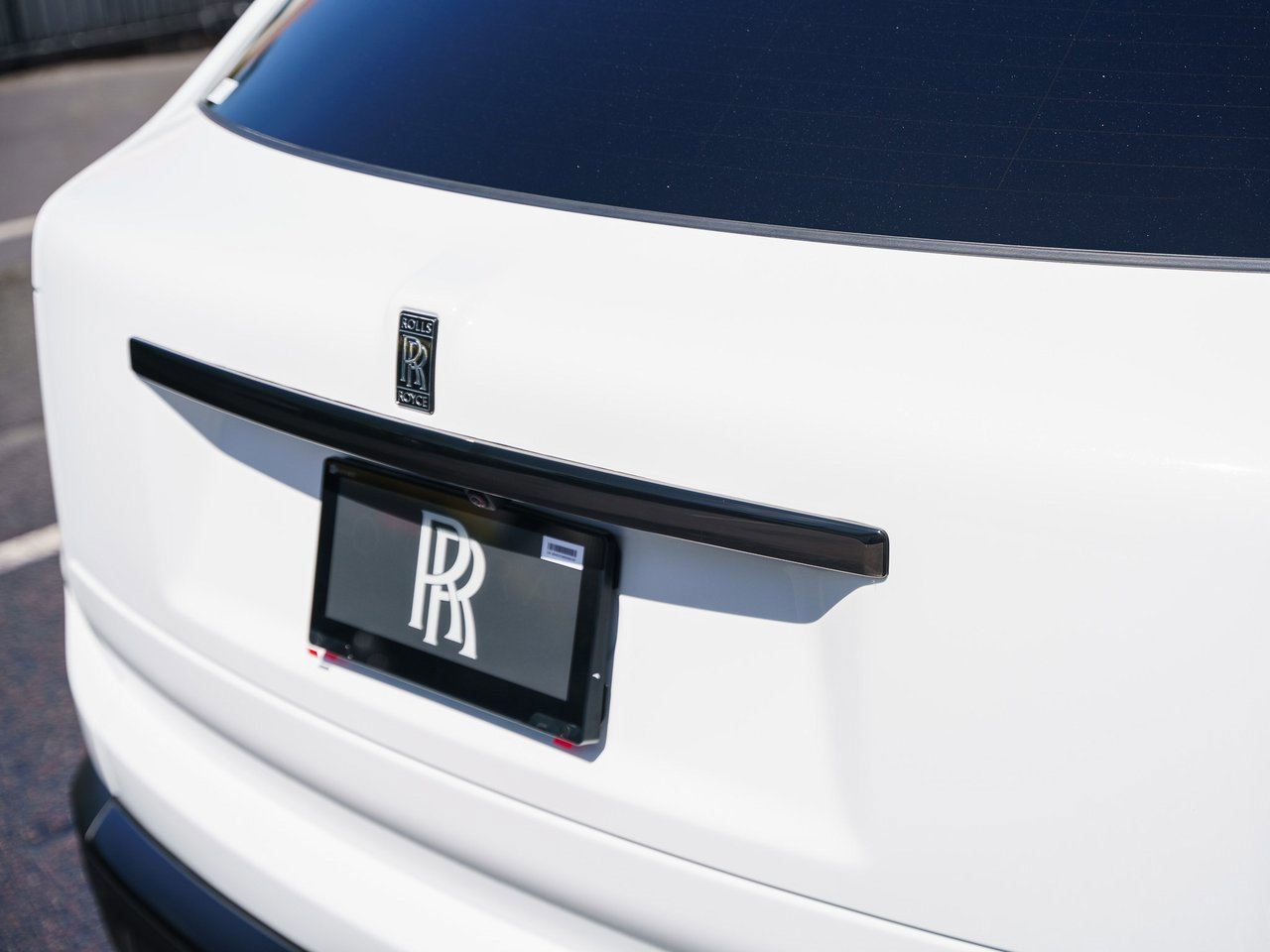 Certified 2023 Rolls-Royce Cullinan Black Badge w/ Driver's Package image 34