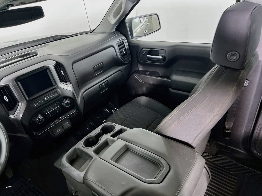 Certified 2020 Chevrolet Silverado 1500 Custom w/ Custom Value Package AWD/4WD image 20