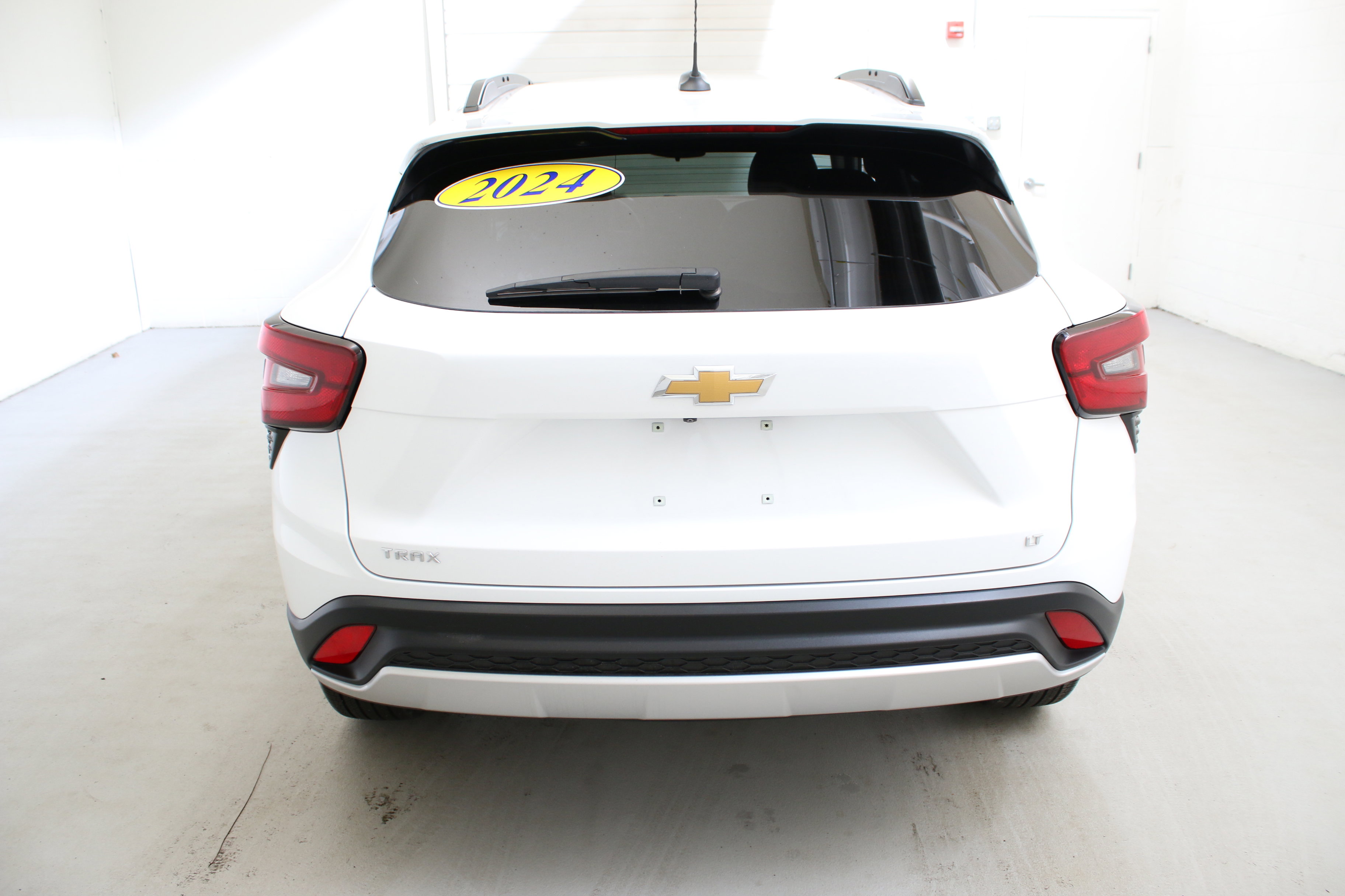 Used 2024 Chevrolet Trax LT image 8