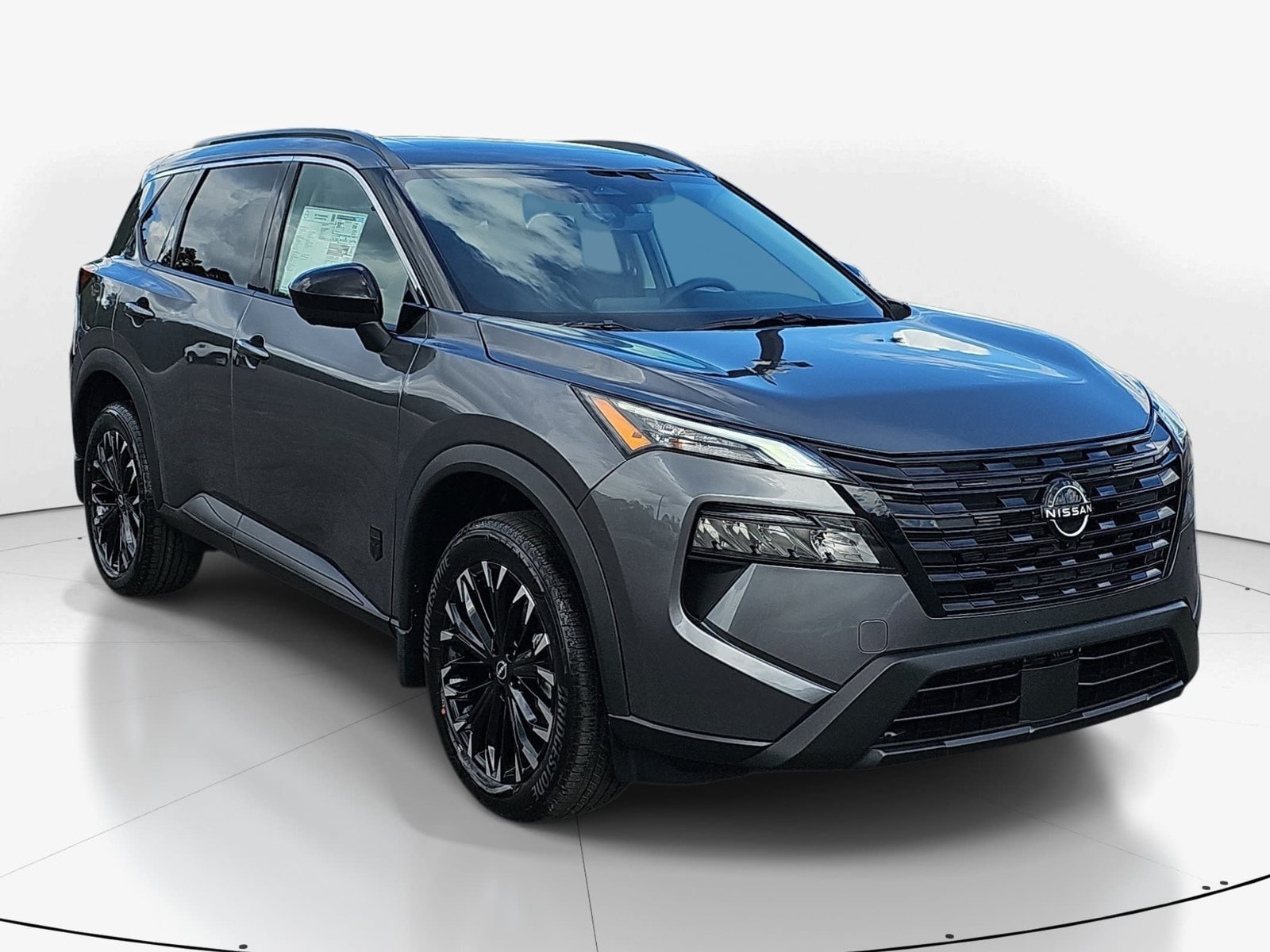 New 2027 Nissan Rogue Dark Armor FWD image 3