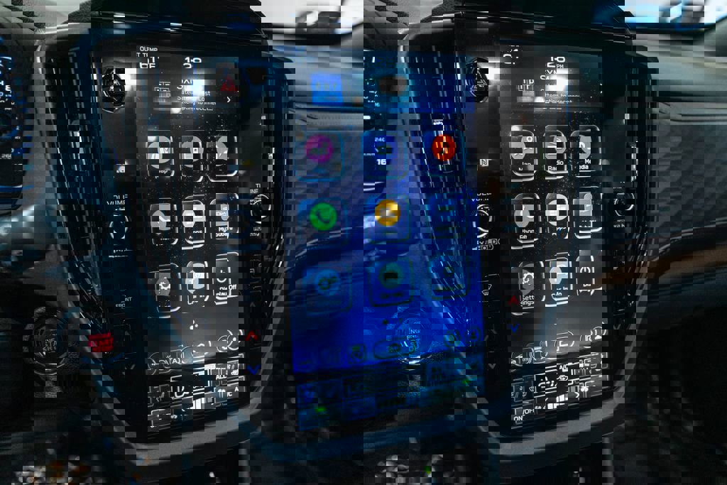 Used 2025 Subaru Forester Touring w/ Popular Package - Touring AWD/4WD image 31