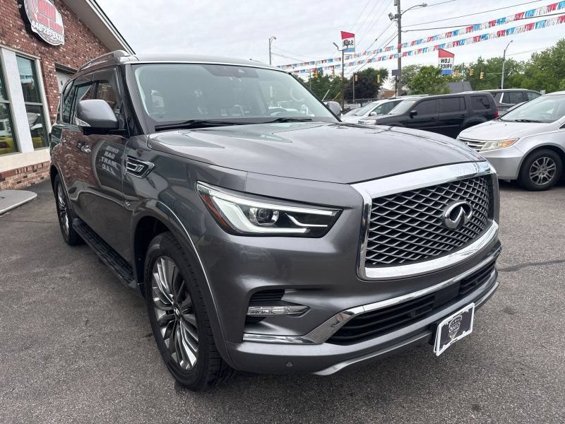 Used 2019 INFINITI QX80 Luxe w/ 22" Wheel Package AWD/4WD image 3