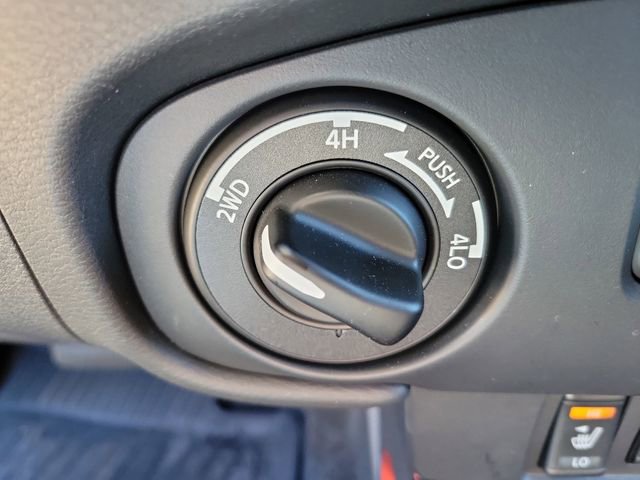 Used 2023 Nissan Frontier PRO-4X w/ Pro Convenience Package image 22