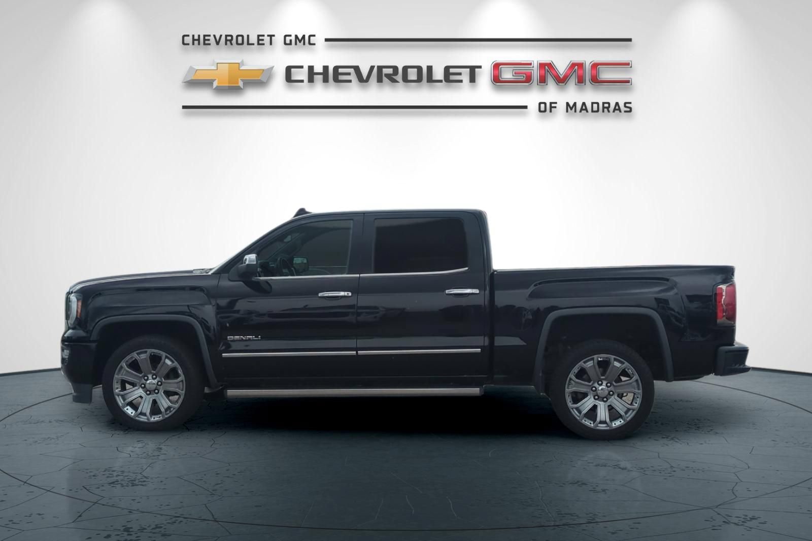 Used 2018 GMC Sierra 1500 Denali w/ Denali Ultimate Package AWD/4WD image 6