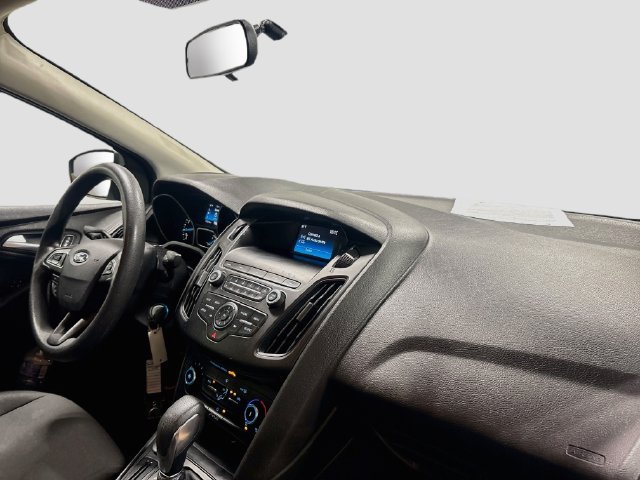 Used 2018 Ford Focus SE FWD image 20