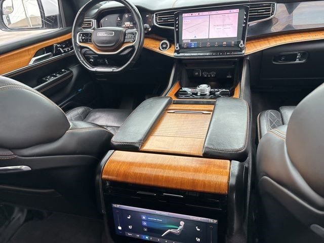 Used 2022 Jeep Grand Wagoneer Series III w/ Flexible Seating Group AWD/4WD image 44