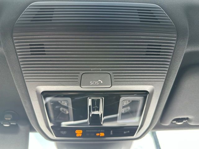 Used 2022 Volkswagen GTI SE image 22