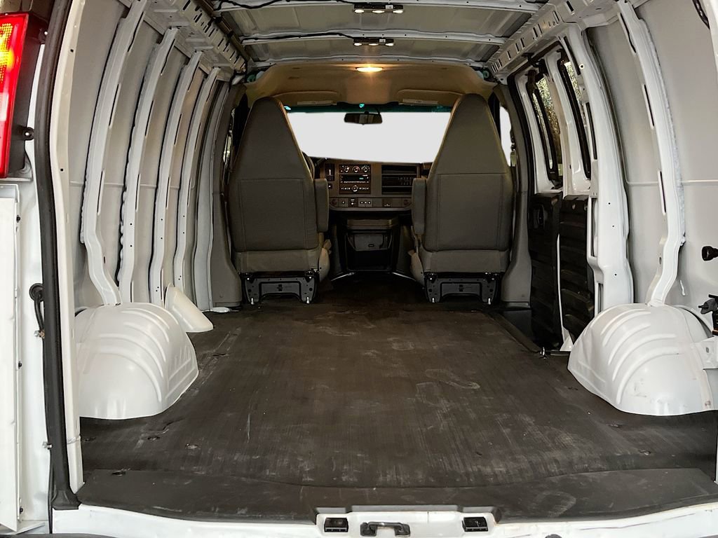 Used 2024 Chevrolet Express 2500 w/ Driver Convenience Package image 23