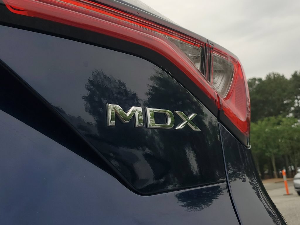Certified 2023 Acura MDX FWD w/ Technology Package image 8