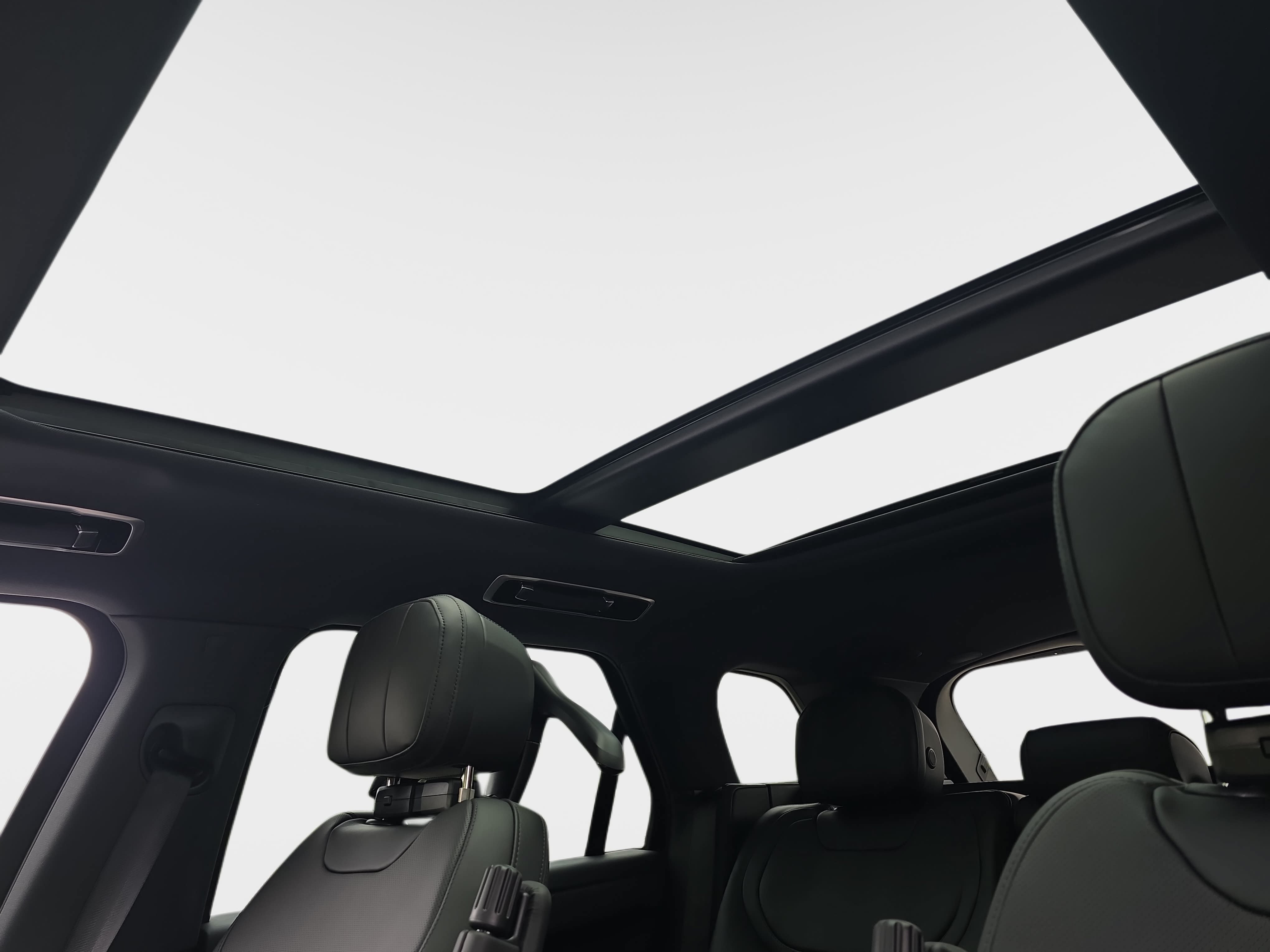 New 2026 Land Rover Range Rover Sport Dynamic SE AWD/4WD image 30