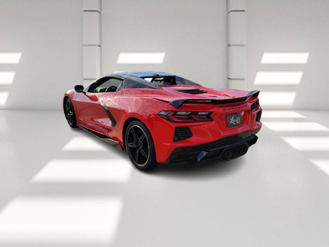 Used 2021 Chevrolet Corvette Stingray Convertible w/ Z51 Performance Package image 4