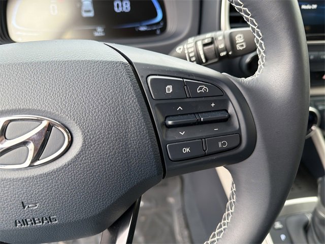 Certified 2025 Hyundai Venue Limited image 25