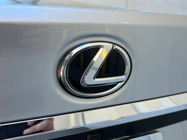 Certified 2025 Lexus ES 350 w/ Premium Package FWD image 19
