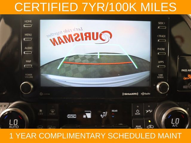 Used 2021 Toyota Highlander XLE AWD/4WD image 25