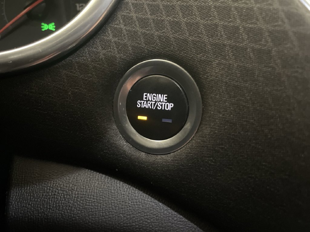 Used 2019 Chevrolet Malibu LT FWD image 10