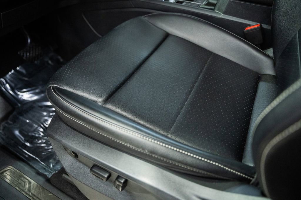 Used 2022 Volkswagen Atlas SE w/ Black Wheel Package image 35