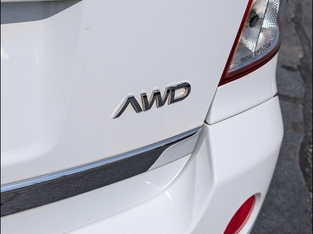 Used 2009 Saturn Vue XR w/ Premium Trim Package image 24