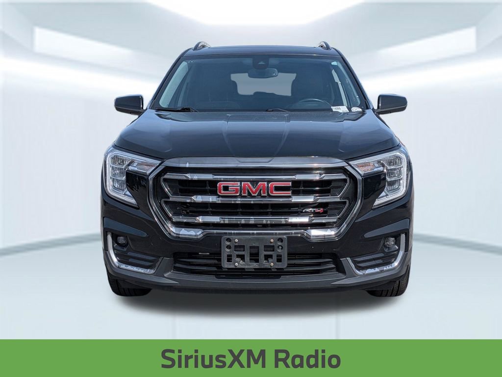 Used 2022 GMC Terrain AT4 w/ LPO, Floor Liner Package AWD/4WD image 11