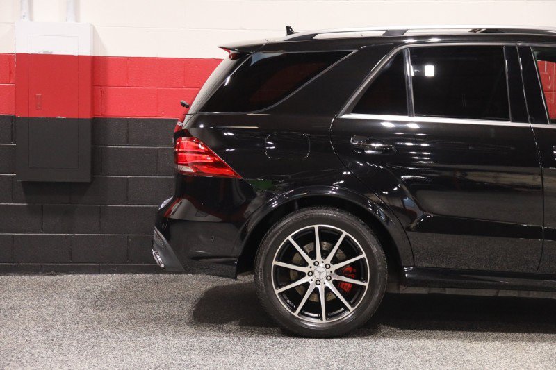 Used 2017 Mercedes-Benz GLE 63 AMG 4MATIC image 5