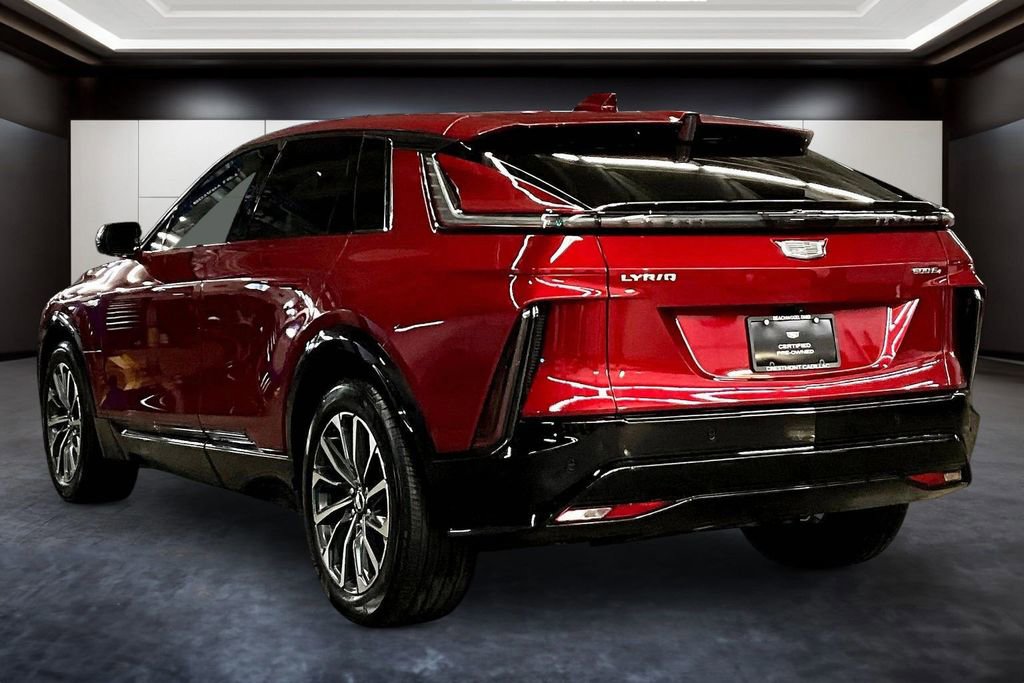 Certified 2024 Cadillac Lyriq Sport AWD/4WD image 4