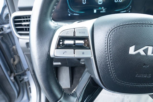 Used 2025 Kia Telluride S AWD/4WD image 23