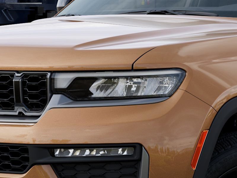 New 2026 Jeep Grand Cherokee Limited w/ Limited Altitude Package RWD image 10