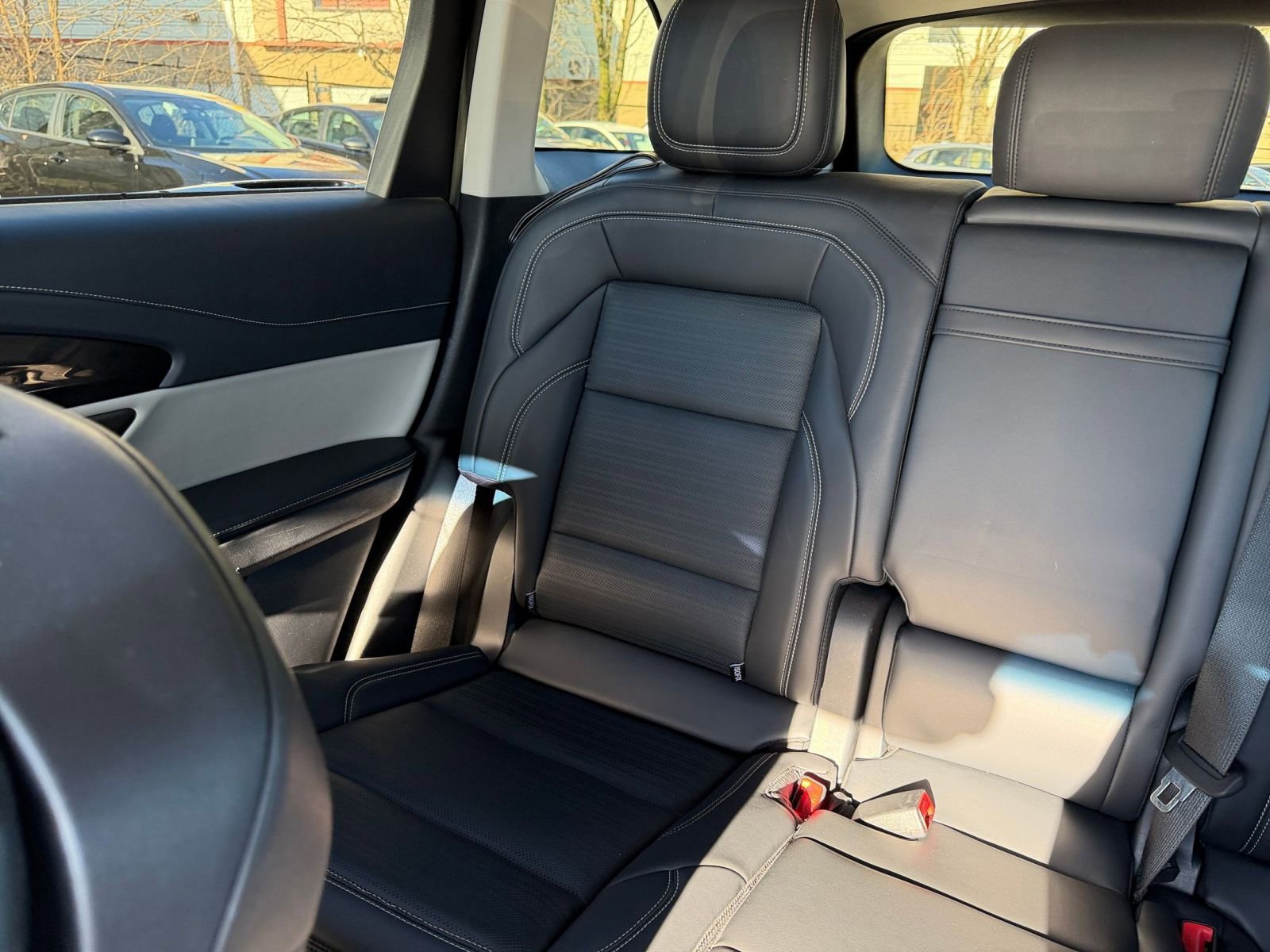 Used 2024 Lincoln Nautilus Reserve image 40