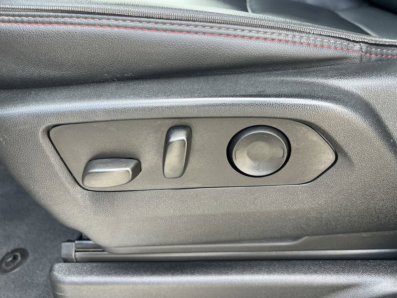 Used 2023 Chevrolet Tahoe RST RWD image 22