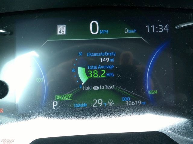 Used 2024 Toyota RAV4 LE image 11