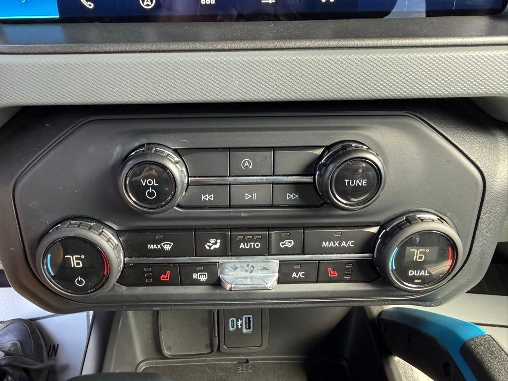 Used 2024 Ford Bronco Black Diamond image 19