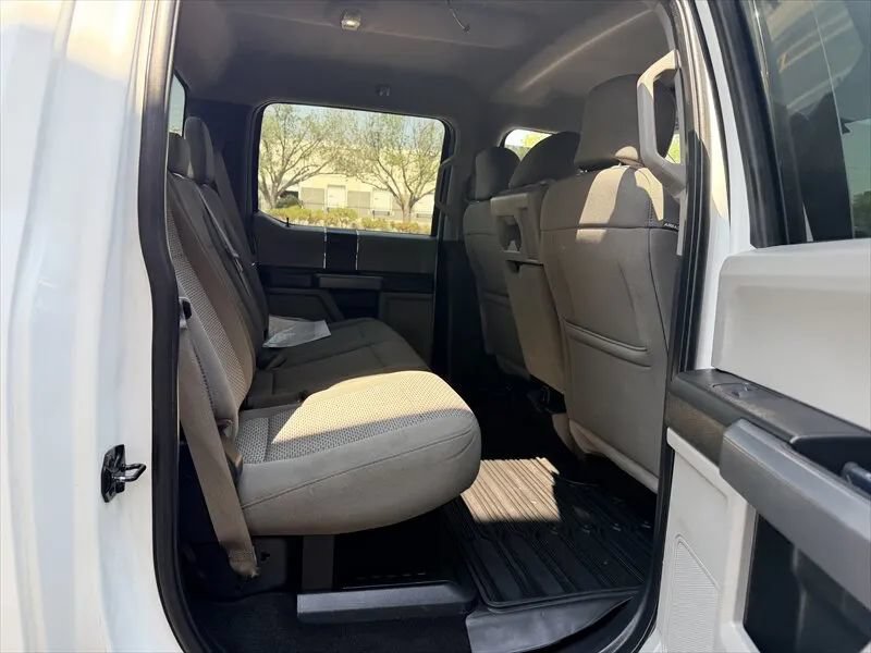 Used 2017 Ford F250 XLT AWD/4WD image 22