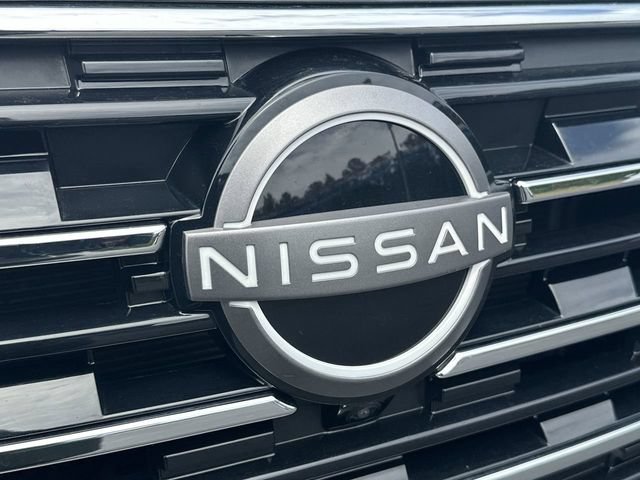 Used 2024 Nissan Rogue Platinum AWD/4WD image 30