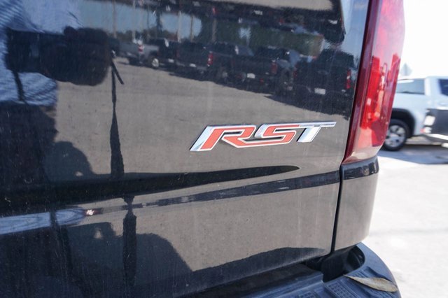 Used 2021 Chevrolet Silverado 1500 RST w/ Convenience Package II image 5